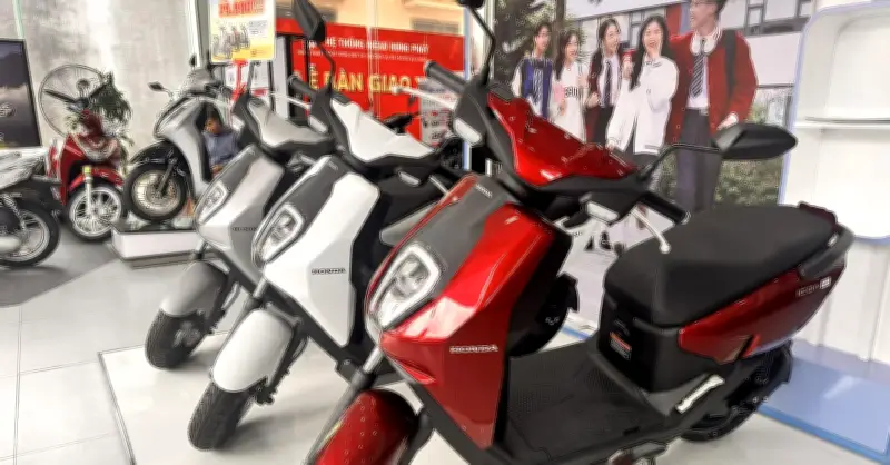 Honda ICON e: Giảm Giá Mạnh Để Cạnh Tranh Với VinFast Và Yadea