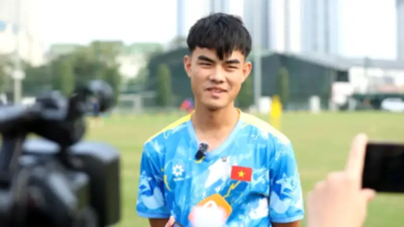 Hoàng Minh Hợi: Từ Vua phá lưới U19 đến tham vọng khẳng định vị trí ở đội tuyển