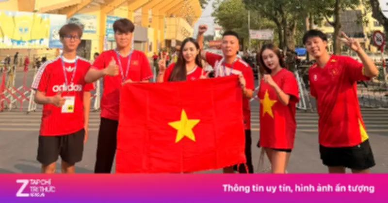 Hot Girl Lào Maysaa Cổ Vũ Đội Tuyển Việt Nam Trận Gặp Malaysia Tại Sân Thiên Trường