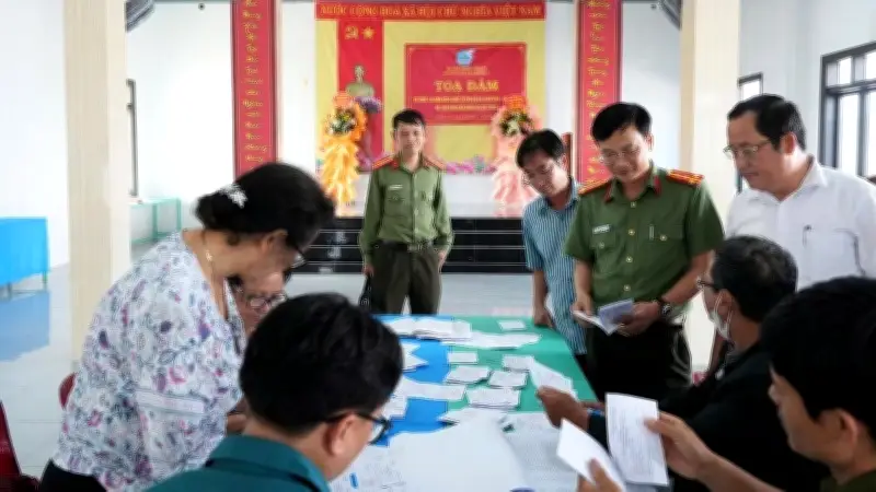 Huế công bố danh sách ứng cử viên và hoàn tất chuẩn bị cho cuộc bầu cử sắp tới