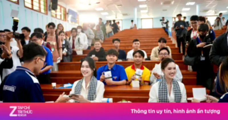 Á hậu Phương Anh: 'Tủ sách Đổi đời mang lại sự an yên trong tâm hồn'