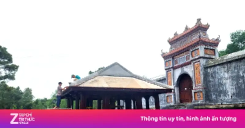 Huế Tháo Dỡ Công Trình Trái Phép Trước Lăng Mộ Hoàng Thái Hậu Từ Dụ