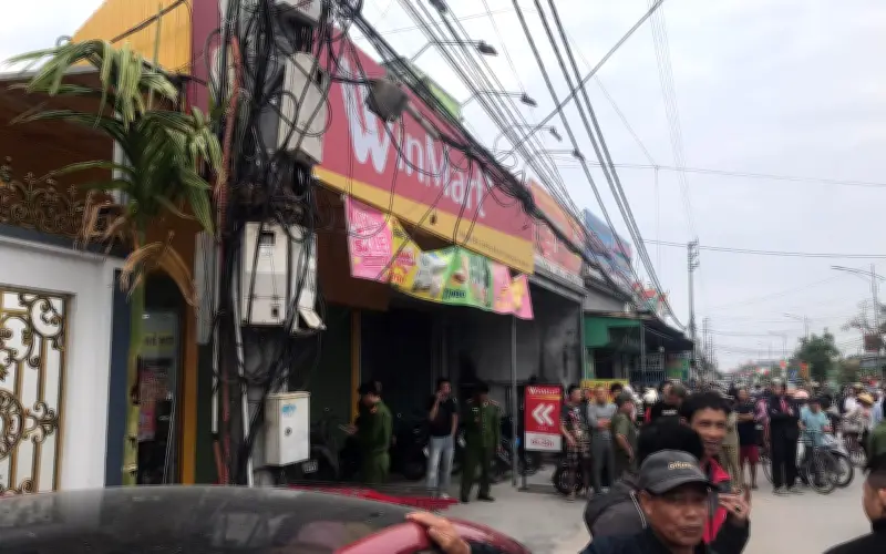 Hung Yên: Kẻ bắn chết vợ và một người đàn ông rồi bỏ trốn gây chấn động