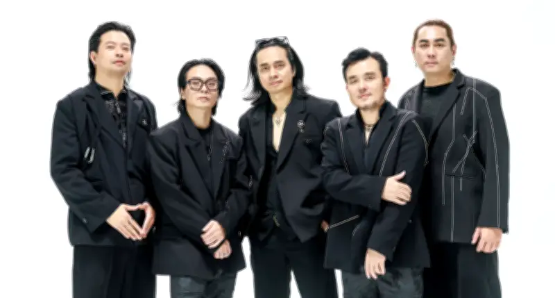 Huyền Thoại Bức Tường Ra Mắt Album Mới 'Vé Thắng Định Mệnh'