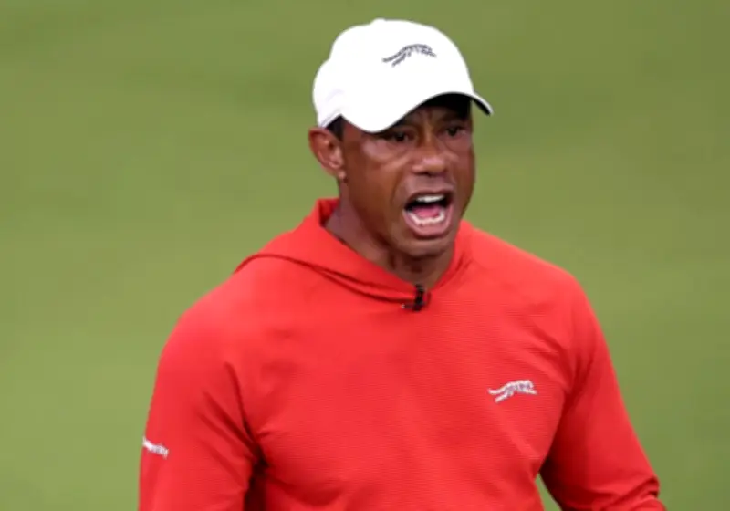 Huyền thoại golf Tiger Woods bị bắt sau tai nạn lật xe tại Mỹ