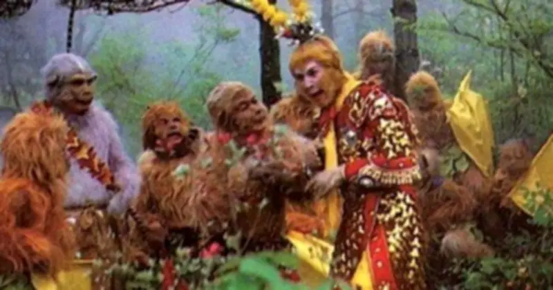 Huyền thoại nhảy cầu Hùng Nghê: Từ vai khỉ con 'Tây du ký' đến sự nghiệp chính trị