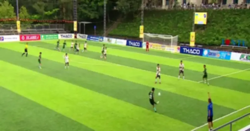 Đại học Công nghệ TPHCM và Đại học TDTT Đà Nẵng: Đường Kim Á Quân có nguy cơ dừng bước sớm