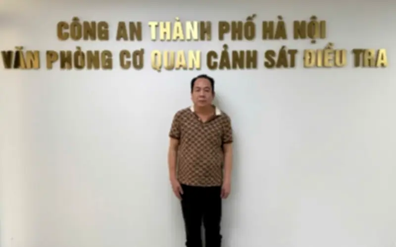 Đối tượng lừa đảo giả danh Thiếu tướng Quân đội trốn truy nã tại Thái Lan về đầu thú