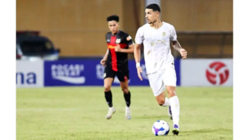 Đội tuyển Việt Nam đón nhận sự trở lại của Đình Trọng, Văn Hậu và tân binh Hoàng Hên