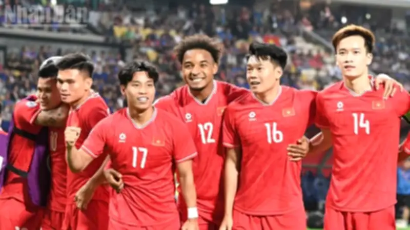 Đội tuyển Việt Nam triệu tập nhiều gương mặt quen thuộc và sự trở lại của Đoàn Văn Hậu, Trần Đình Trọng