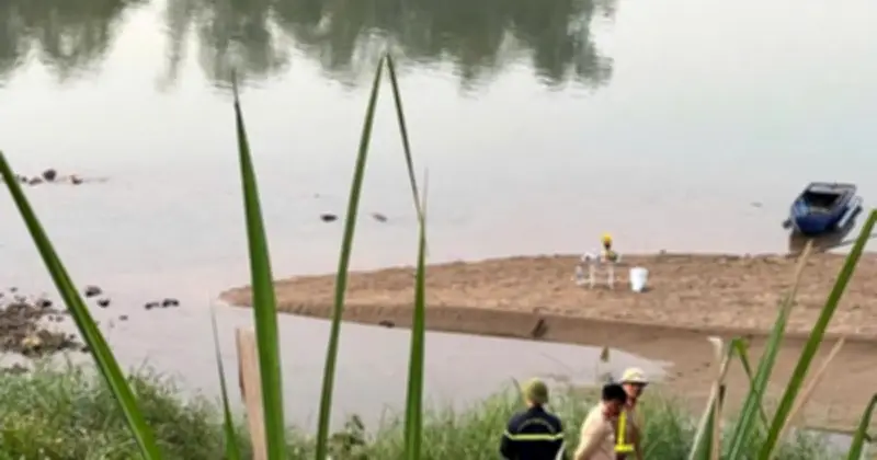 Đại úy Công an hy sinh khi đuổi theo bè khai thác cát trái phép trên sông Cái