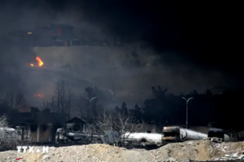 IEA Cảnh Báo: Bình Cứu Hỏa Năng Lượng Không Đủ Sức Hạ Nhiệt Cuộc Khủng Hoảng Toàn Cầu