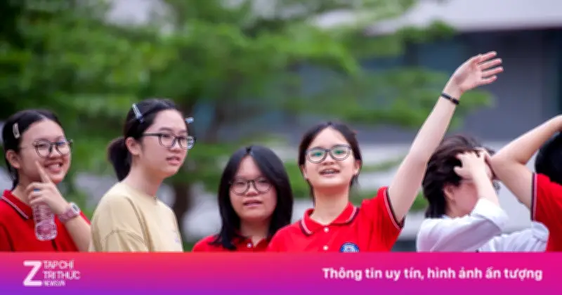 Điểm chuẩn lớp 10 Hà Nội 3 năm: Top đầu ổn định, phân hóa rõ rệt