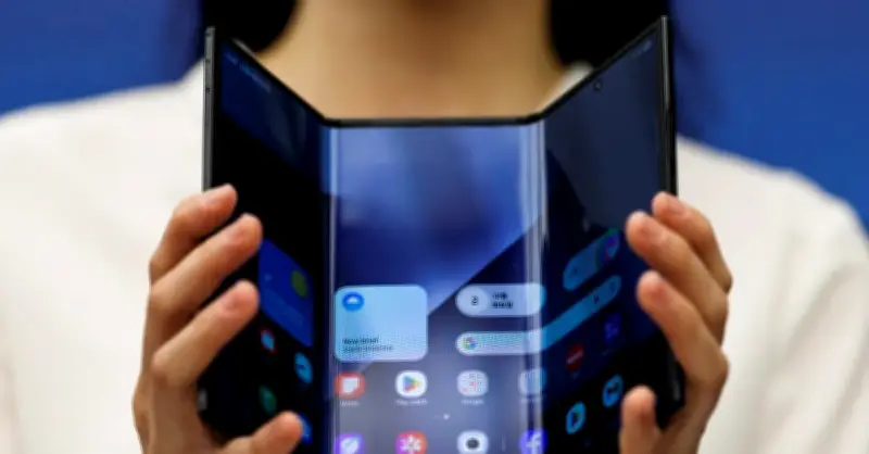 Điện thoại Samsung gặp lỗi 'chết yểu' bất thường, người dùng hoang mang