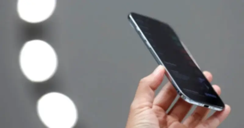 iPhone Air vượt trội iPhone 16 Plus tại châu Á, thị phần tăng mạnh cuối 2025