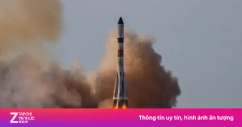 Iran công bố video phóng tên lửa nhắm tàu sân bay Mỹ, Tổng thống Trump tuyên bố đánh chặn thành công