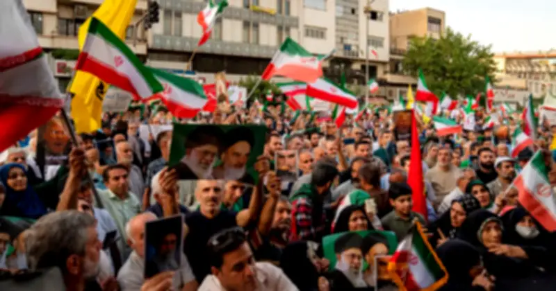 Iran Dẫn Đầu Thế Giới Về Số Ngày Nghỉ Hưởng Lương Của Người Lao Động