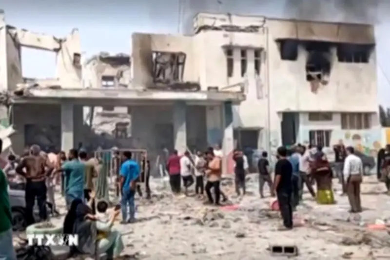 Iran kêu gọi điều tra quốc tế vụ không kích trường học, cáo buộc Israel