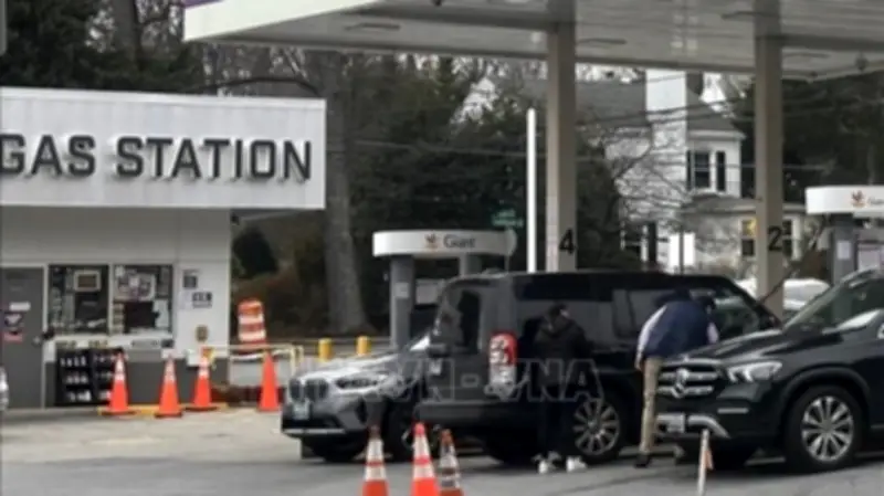 Iran Đóng Cửa Eo Biển Hormuz Gây Biến Động Giá Dầu Toàn Cầu, Đe Dọa Lạm Phát