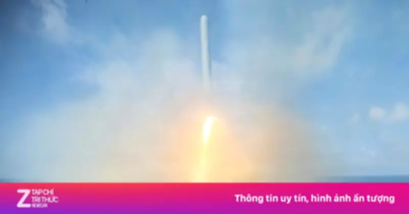 Iran phóng tên lửa 'quái vật' siêu vượt âm, mang đầu đạn 1,8 tấn