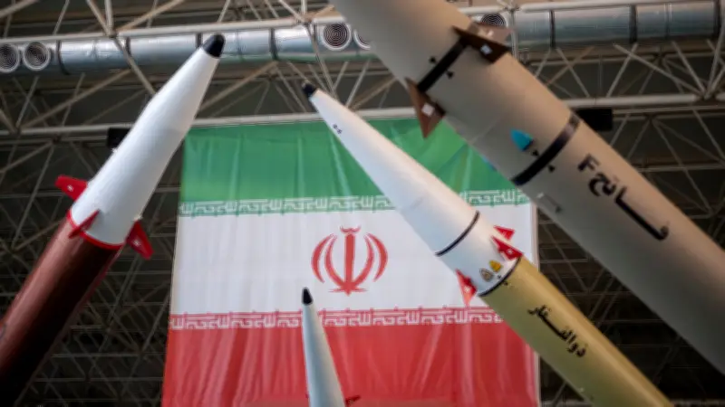 Iran tuyên bố sẵn sàng cho cuộc chiến kéo dài sau một tuần giao tranh căng thẳng