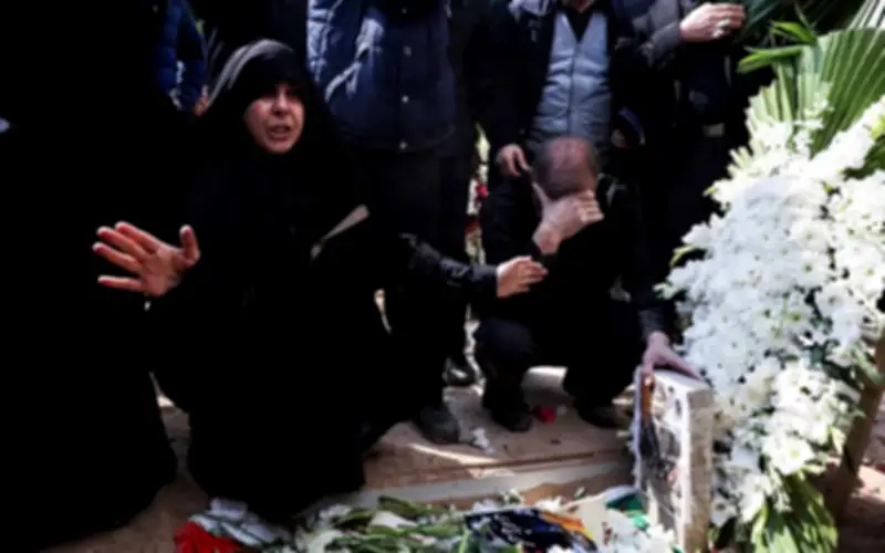 Iran tuyên bố tiếp tục chặn vận chuyển dầu, Mỹ cảnh báo tấn công khốc liệt