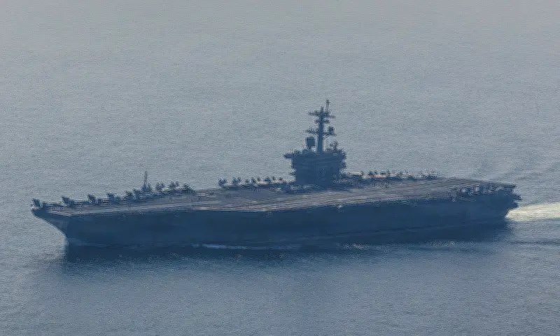 Iran tuyên bố tấn công tàu sân bay Mỹ USS Abraham Lincoln bằng 4 tên lửa