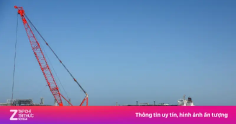 Iran Vẫn Xuất Khẩu Hàng Triệu Thùng Dầu Qua Eo Biển Hormuz Giữa Xung Đột