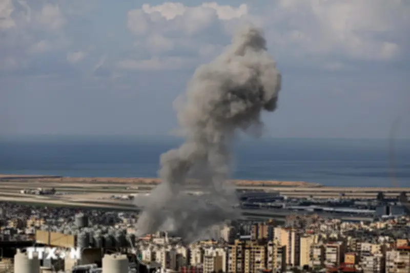 Israel Cảnh Báo Người Dân Rời Khỏi Khu Vực Ngoại Ô Thủ Đô Liban