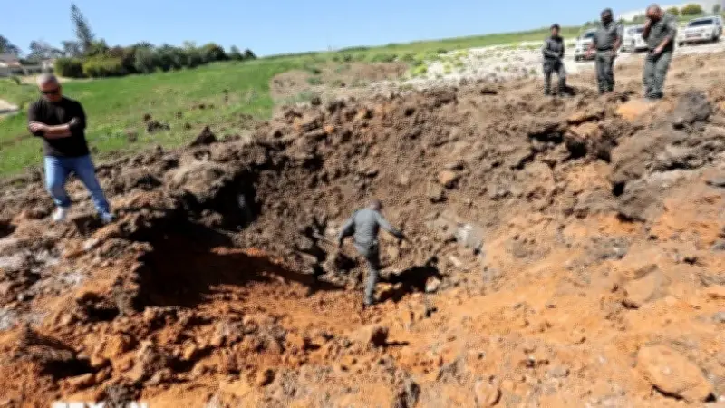 Israel siết chặt an ninh sau vụ tấn công tên lửa của Iran, hơn 160 người bị thương