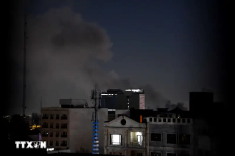 Israel Tấn Công Văn Phòng Tổng Thống và Trụ Sở Hội Đồng An Ninh Iran