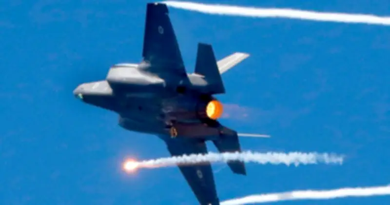 Israel tuyên bố F-35 bắn hạ máy bay Iran, Sri Lanka báo cáo tàu ngầm tấn công tàu Iran