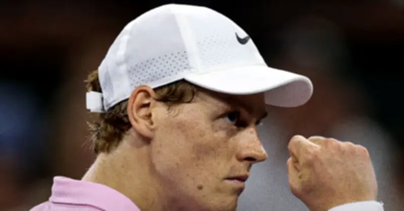 Jannik Sinner Lập Kỷ Lục 26 Set Thắng Liên Tiếp, Tiến Vào Tứ Kết Miami Open 2026