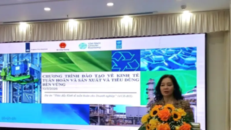 Khóa đào tạo kinh tế tuần hoàn thu hút hơn 200 học viên và chuyên gia quốc tế