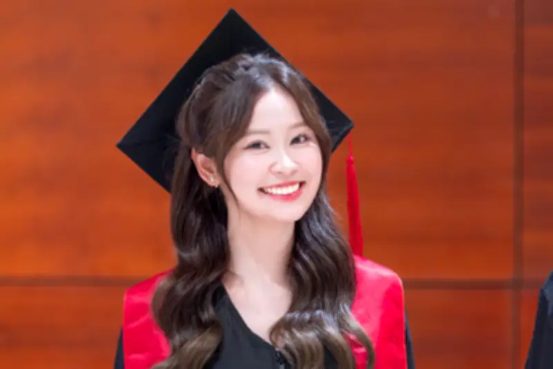 Á khôi Đại học Ngoại thương gây chú ý tại Miss World Vietnam 2025