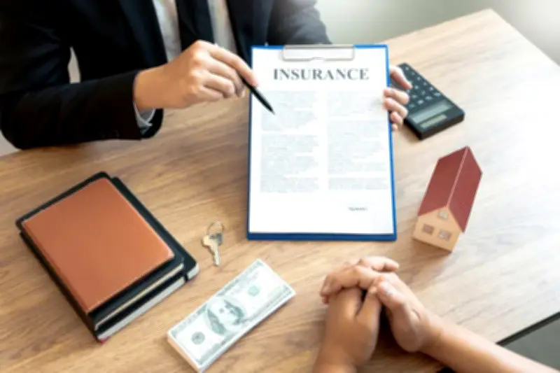 Khi lời hứa trên hợp đồng bảo hiểm trở thành điểm tựa sau biến cố