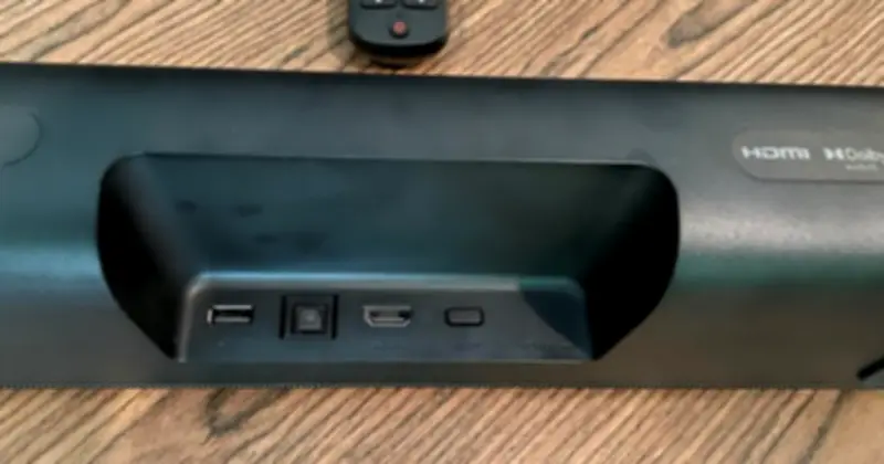 Khám Phá Cổng USB Trên Loa Soundbar: Không Chỉ Để Phát Nhạc