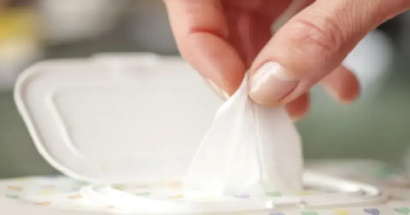 Khăn ướt nhiễm khuẩn tại Anh liên quan hơn 60 ca nhiễm trùng, 6 người tử vong