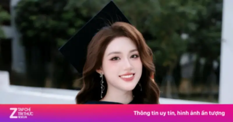 Không chỉ nhan sắc, các hoa hậu, á hậu Việt còn gây ấn tượng với bảng điểm 'vàng'