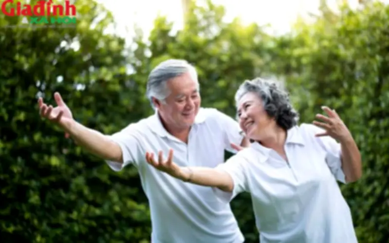 Không cần đợi đến 50 tuổi, nhìn 6 dấu hiệu này biết ngay cuộc sống hạnh phúc hay khổ