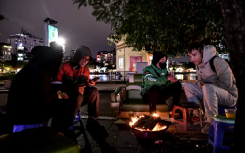 Không khí lạnh tràn về, Bắc Bộ và Bắc Trung Bộ đón mưa rào và rét về đêm