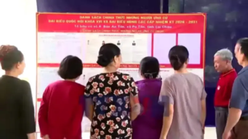 Không khí Ngày hội non sông tràn ngập tại xã biên giới Pa Tần, Lai Châu