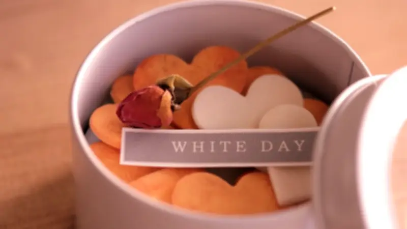 Khảo sát Hàn Quốc: Nam giới ưa quà biểu tượng, nữ giới thích tiền mặt dịp Valentine Trắng