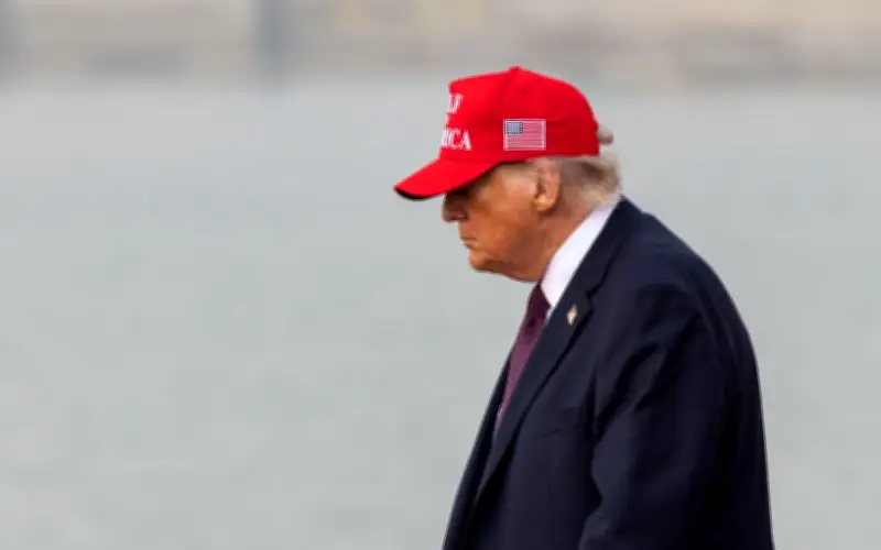 Khảo sát Mỹ: 27% ủng hộ tấn công Iran, 56% cho rằng Trump quá sẵn sàng dùng quân sự