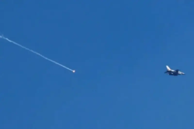 Kho tên lửa ở Vùng Vịnh có thể đối phó hỏa lực từ Iran