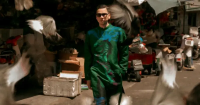 Kiếng Cận làm 'chàng thơ' trong dự án áo dài kết nối văn hóa miền Tây