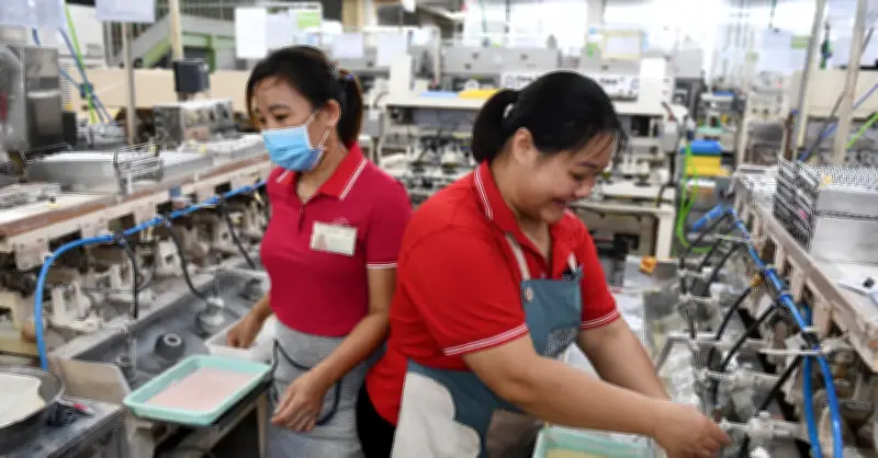 Kinh tế Việt Nam khởi động mạnh với IIP tăng 10,4%, FDI đạt đỉnh 5 năm