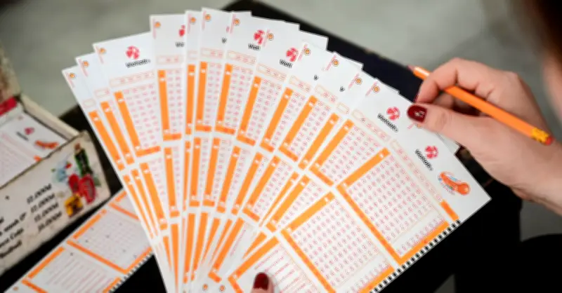 Kết quả xổ số Vietlott ngày 1/3: Giai Đặc Biệt về cặp số 44-45