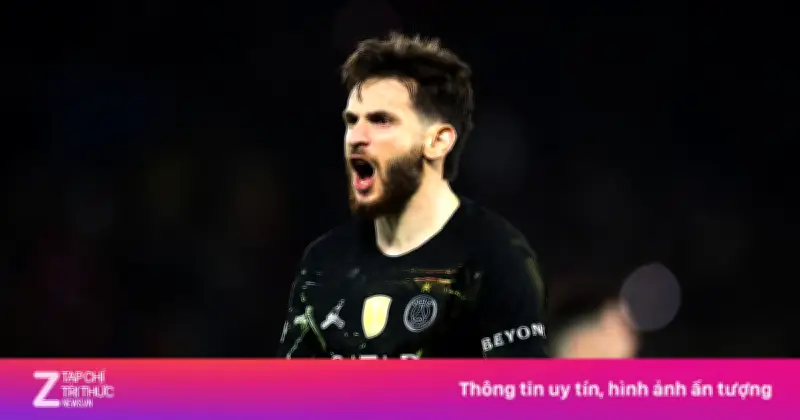 Kvaratskhelia Đáp Trả Màn Khiêu Khích Của Enzo, PSG Thắng Lớn Chelsea