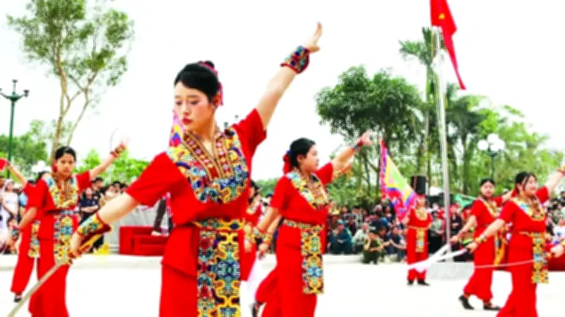 Lễ Hội Kén Rể Đường Yên: Tái Hiện Huyền Thoại Nữ Tướng Lê Hoa Và Niềm Tự Hào Di Sản